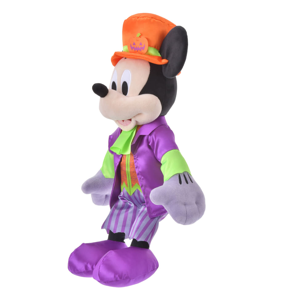 ディズニーストアのハロウィーンは、仮装姿ミッキーたちにおばけやお