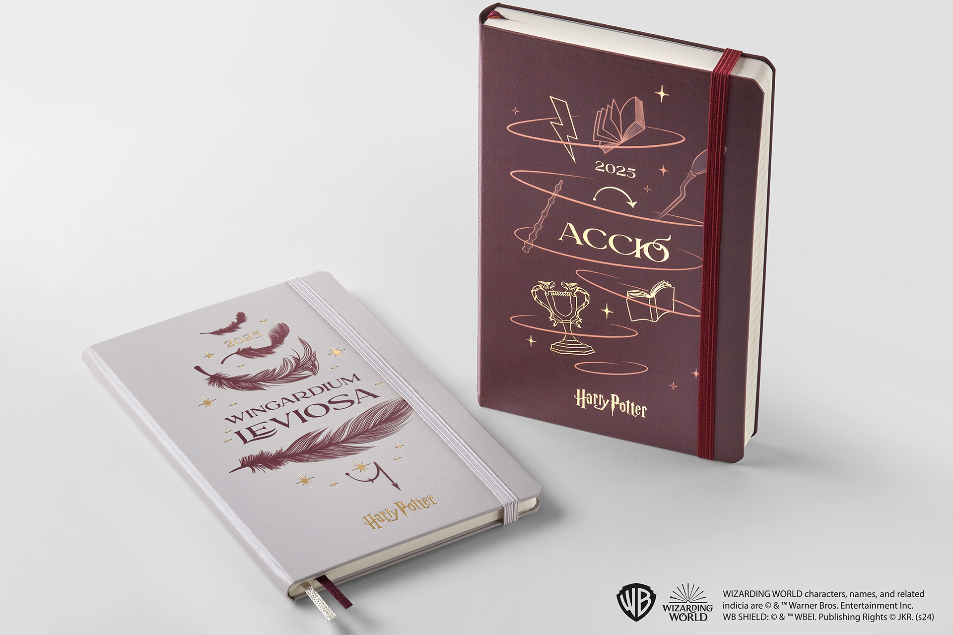 「ウィンガーディアム・レヴィオーサ（左）」/「アクシオ（右）」