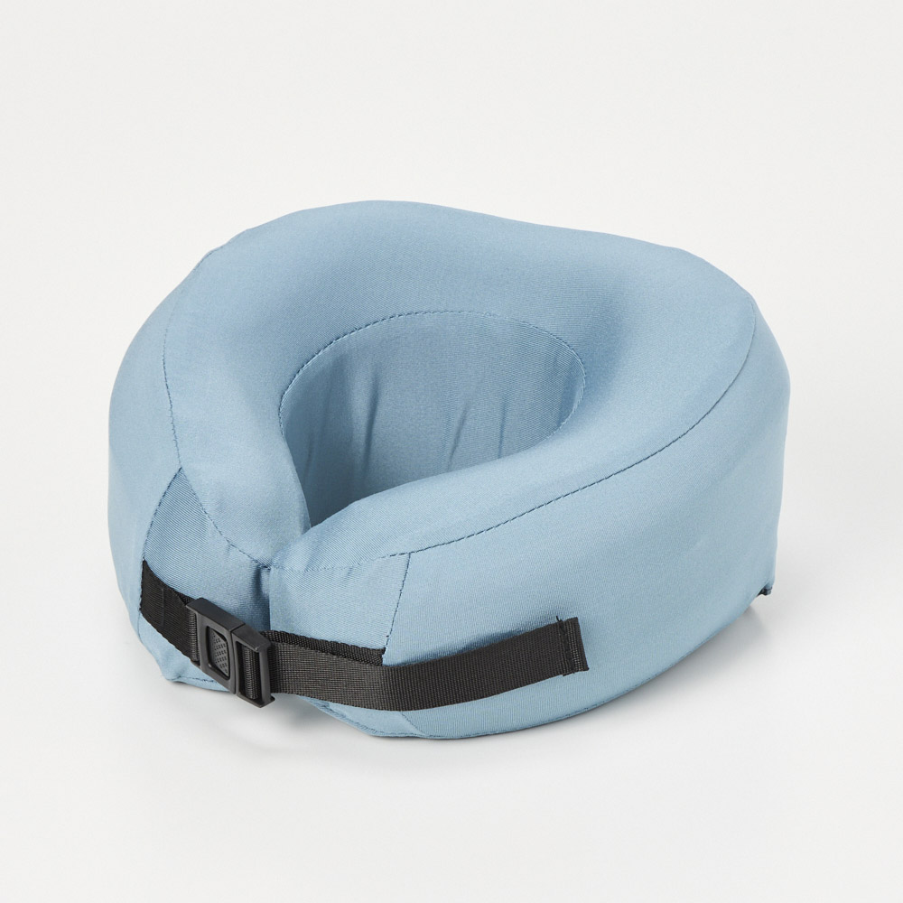 ウレタンネックピロー（9月下旬に発売予定）