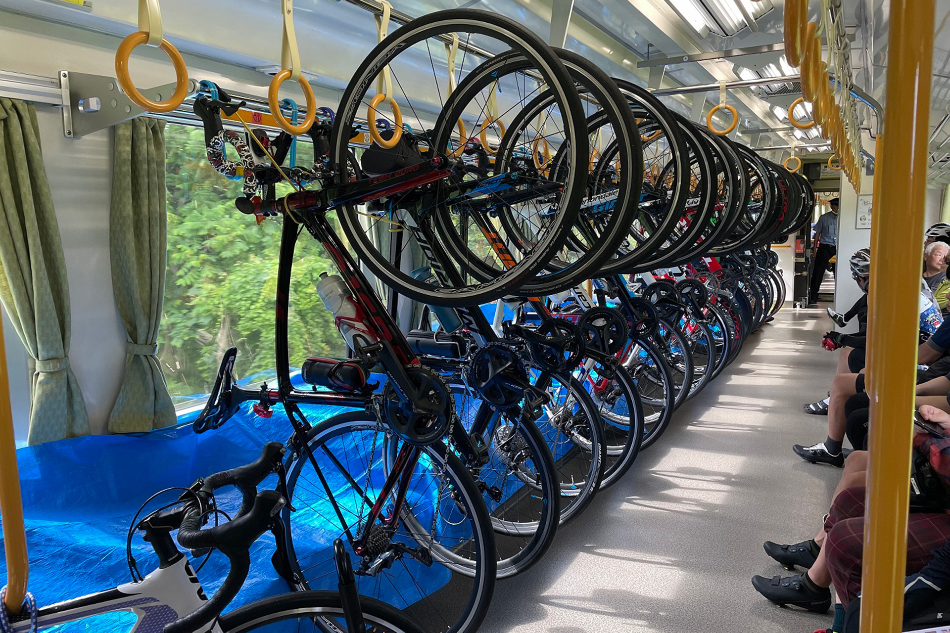 自転車をそのまま積み込める