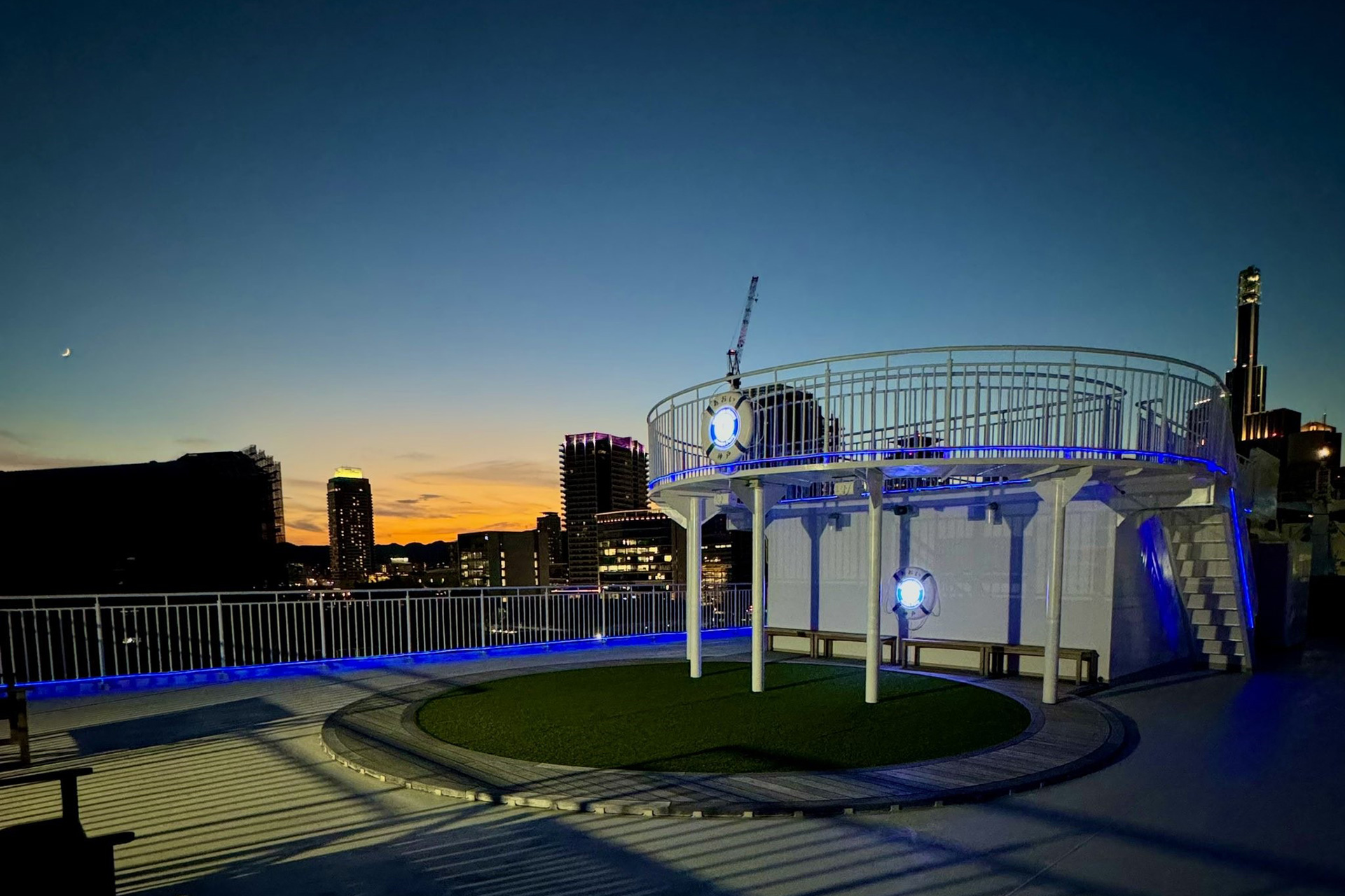 浮き輪のオブジェのフォトスポット