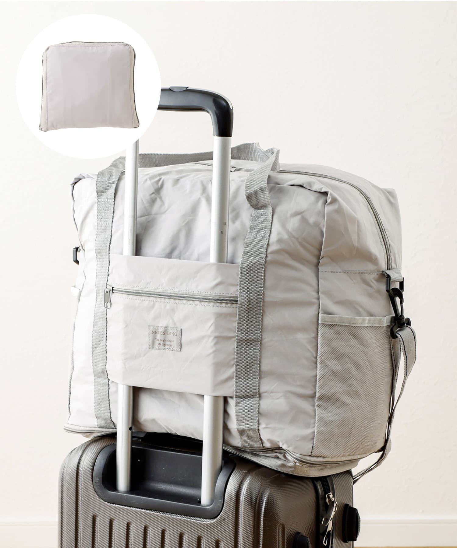 「キャリーオン折りたたみバッグ」（1650円）