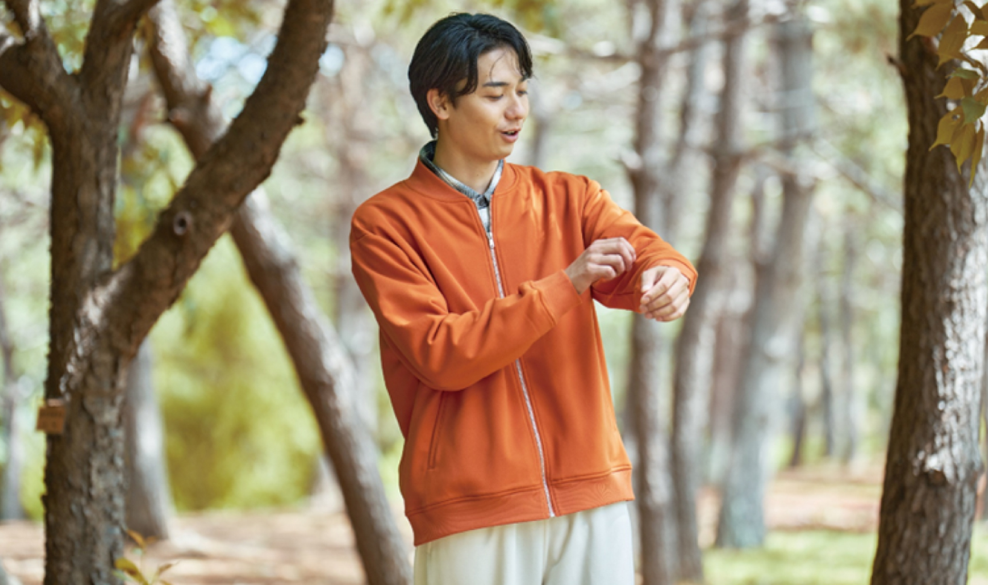 毛玉になりにくいスウェットジャケットとパンツを発売