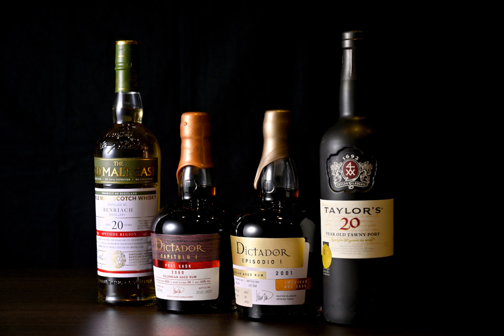 7階のシガーショップ バー＆カフェ「ル・コネスール」の20年物ウィスキー＆ラム