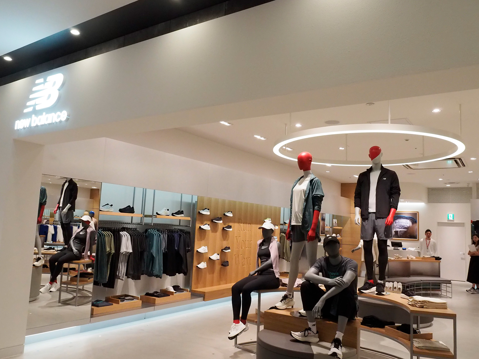 埼玉県初出店のニューバランス直営店