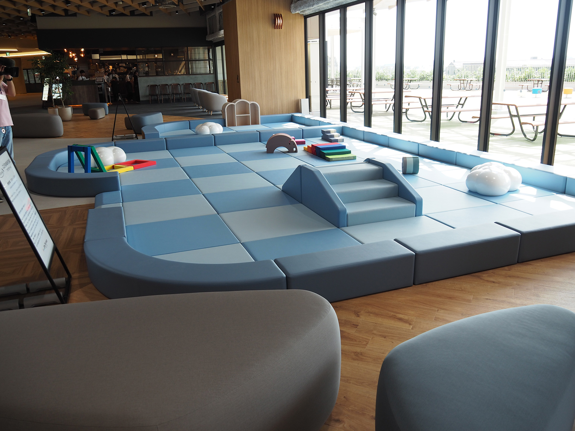 「そらくもひろば」屋内のプレイスペース