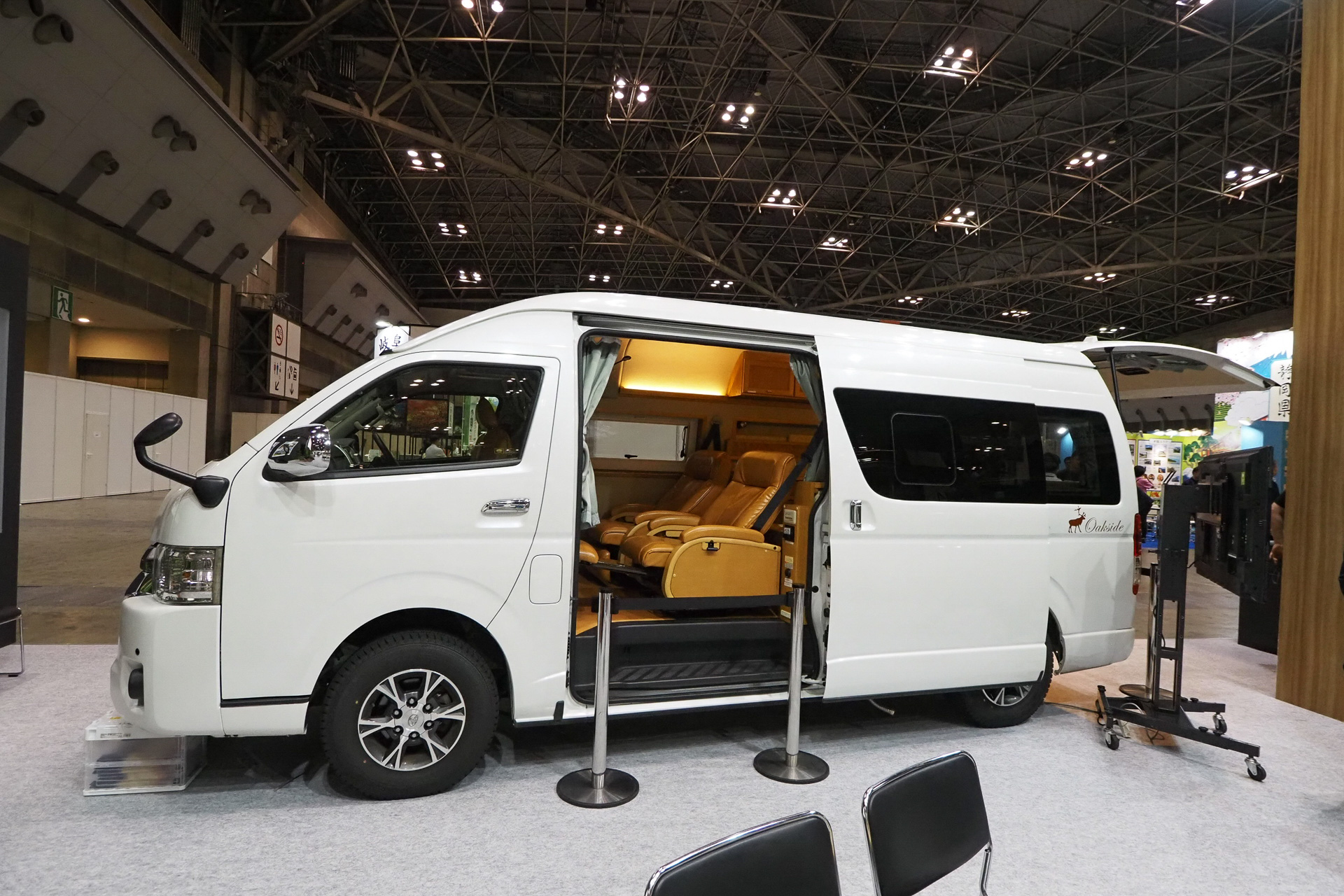 カトーモーターの「オークサイド」は人気のハイエースベース