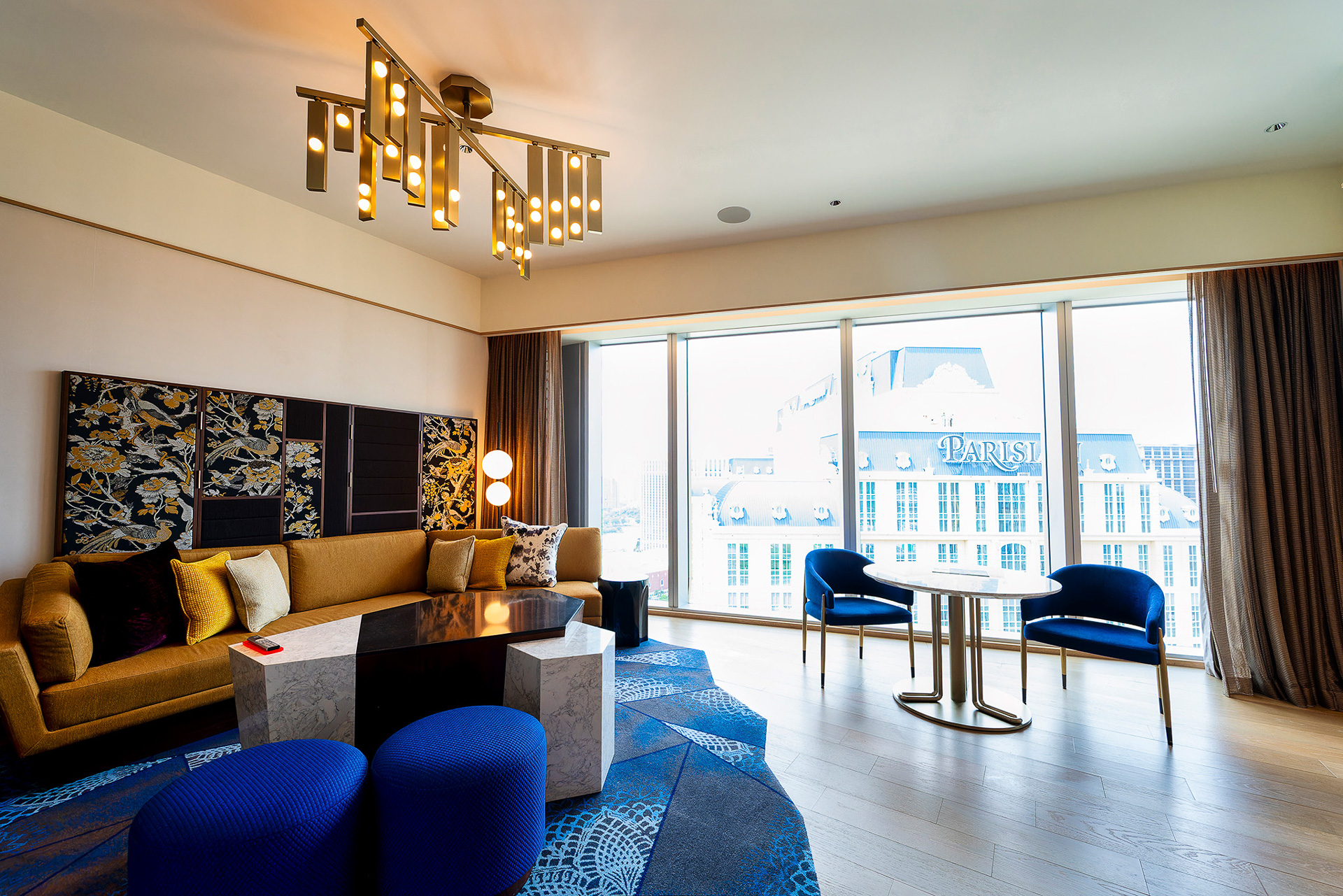 スタイリッシュな客室は557室で、各客室にはBluetoothでワイヤレス接続できる内蔵サウンドシステムも