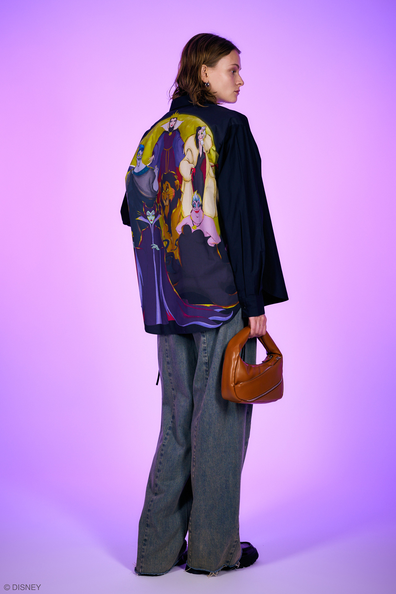 「OVERSIZED シャツ」（1万3970円）