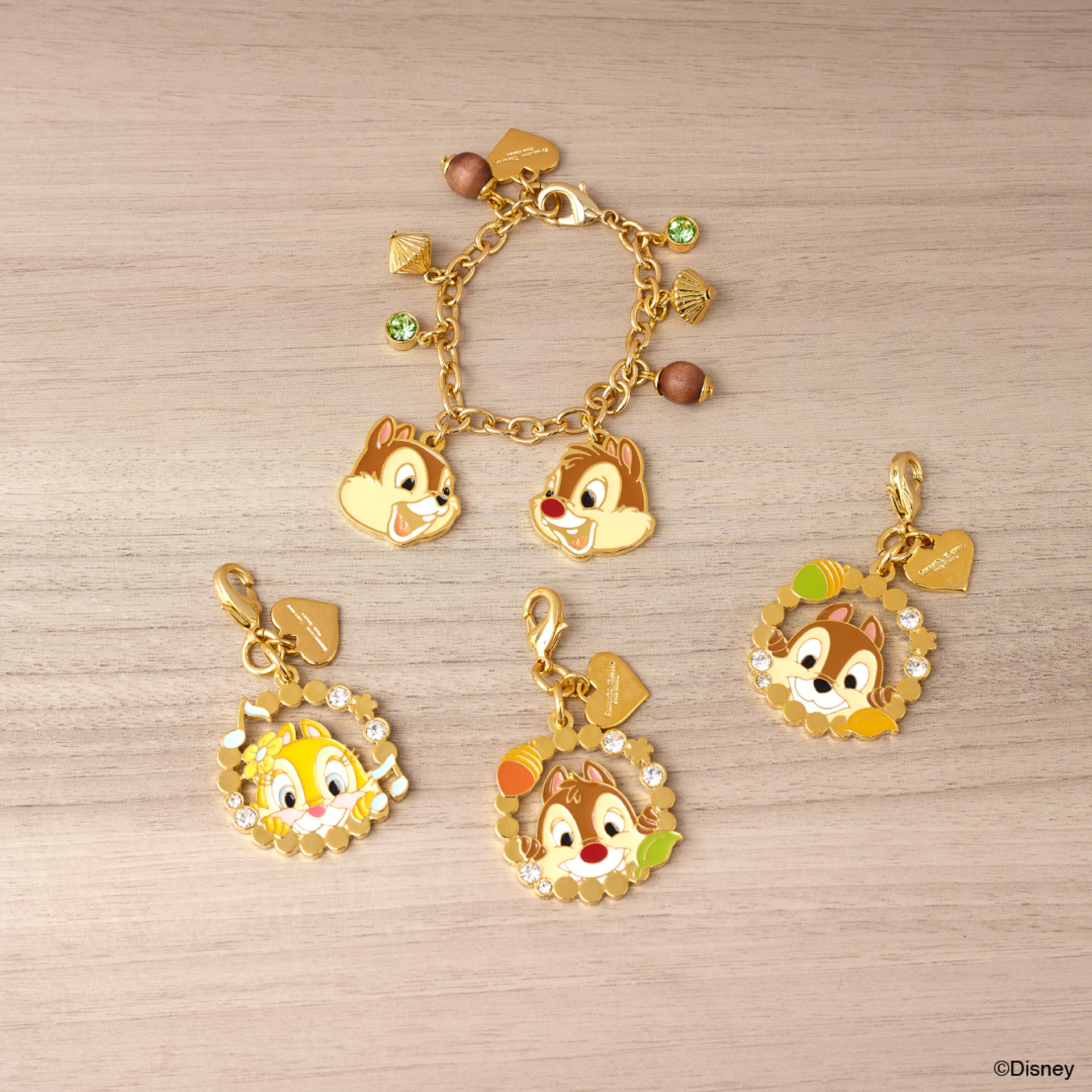 「バッグチャーム」（6050円）、「ファスナーチャーム」（各4400円）