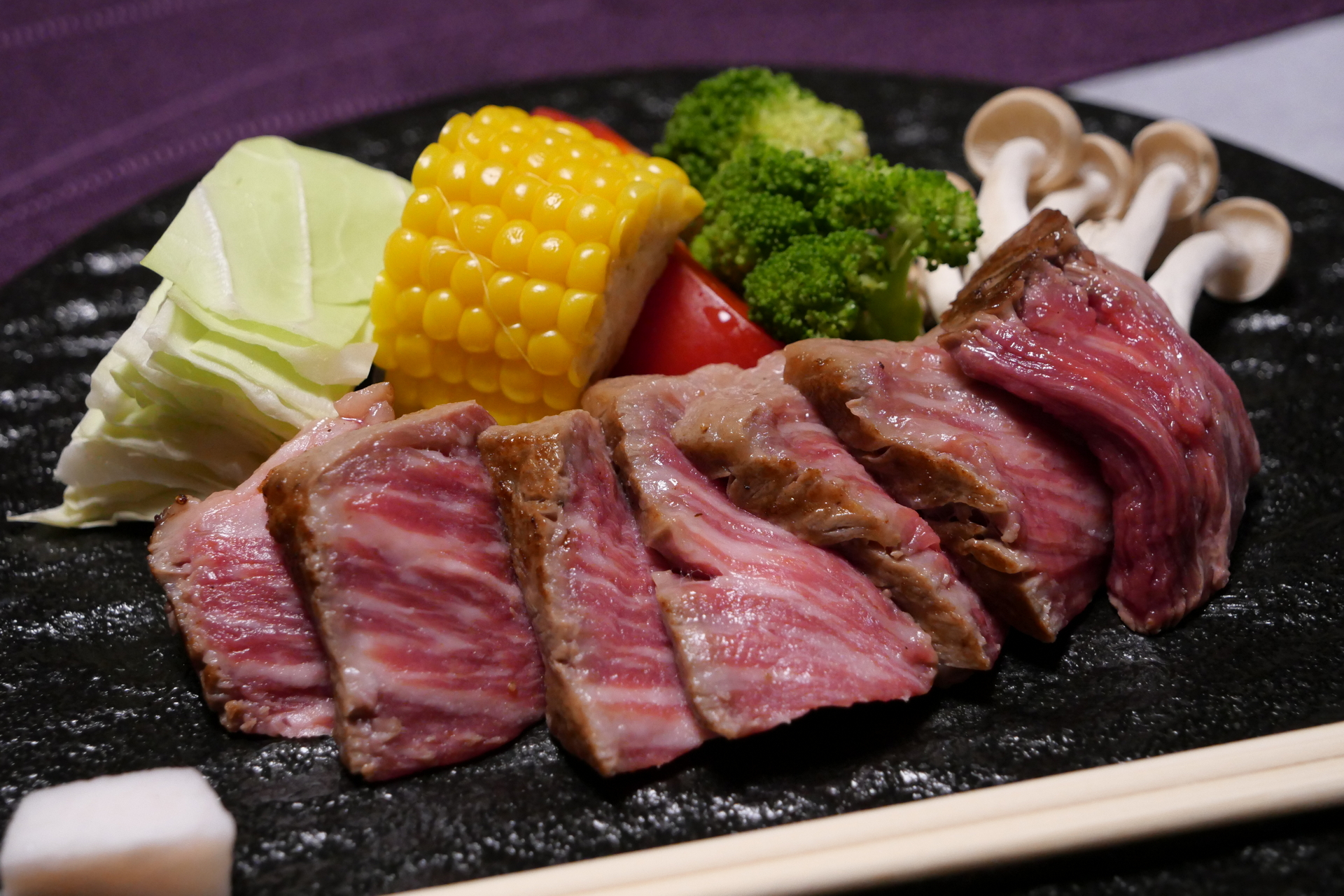 メインの「奈義和牛ステーキ」