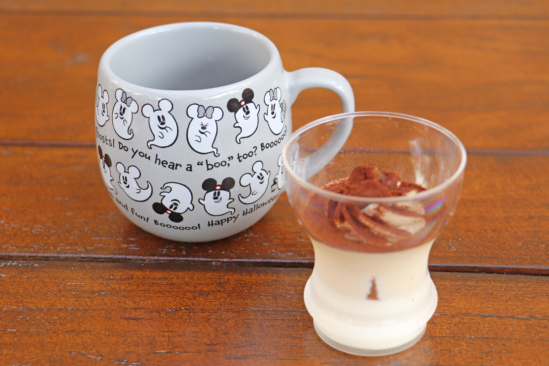 「マロンティラミス、スーベニアカップ付き」（1200円）