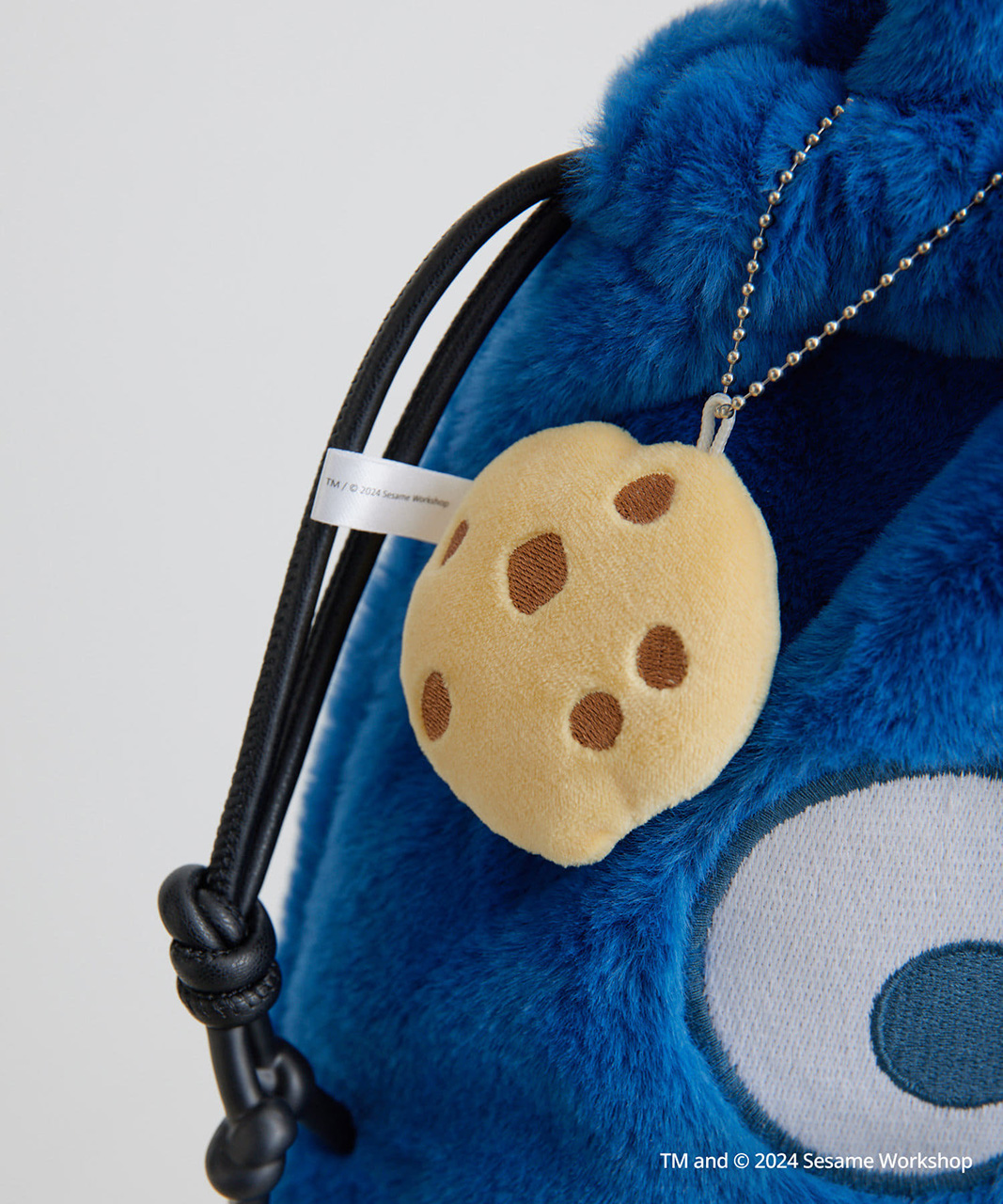 それぞれチャームが付いている