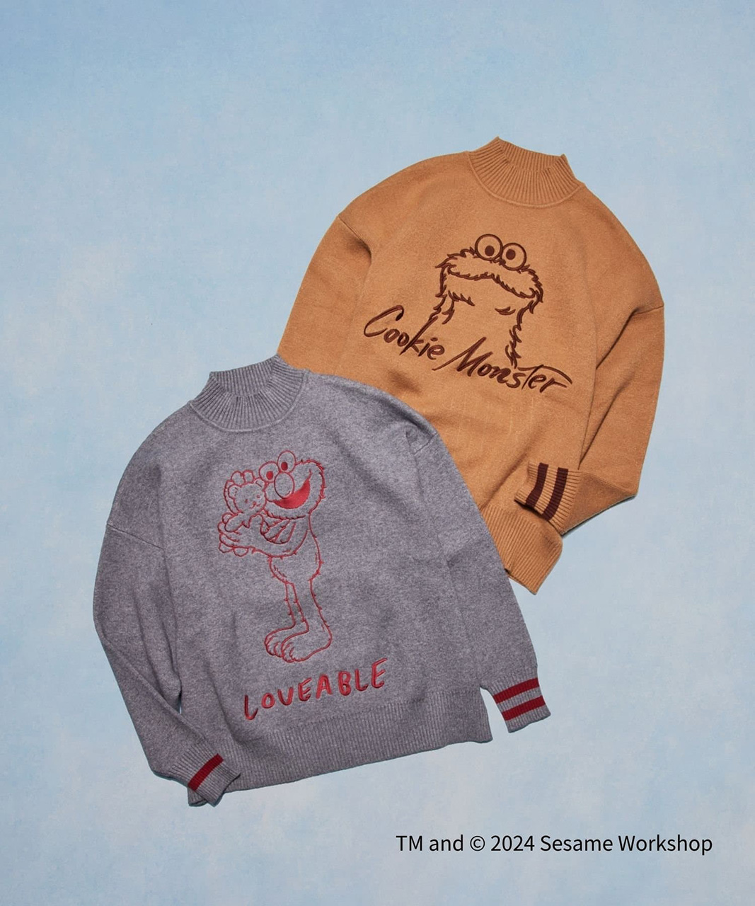 キャラクターの刺しゅうを施したニット