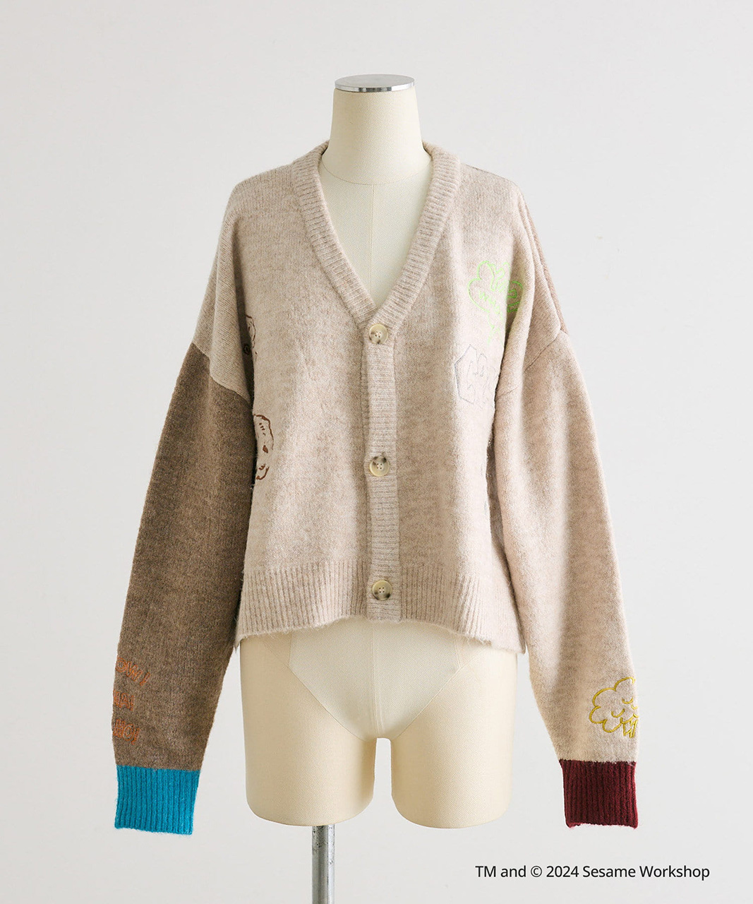 刺しゅう入りニットカーディガン