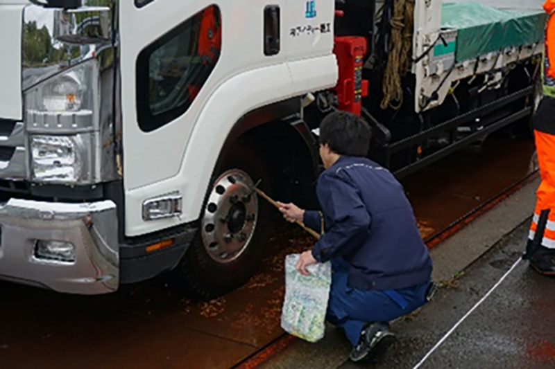脱輪防止点検などを実施した