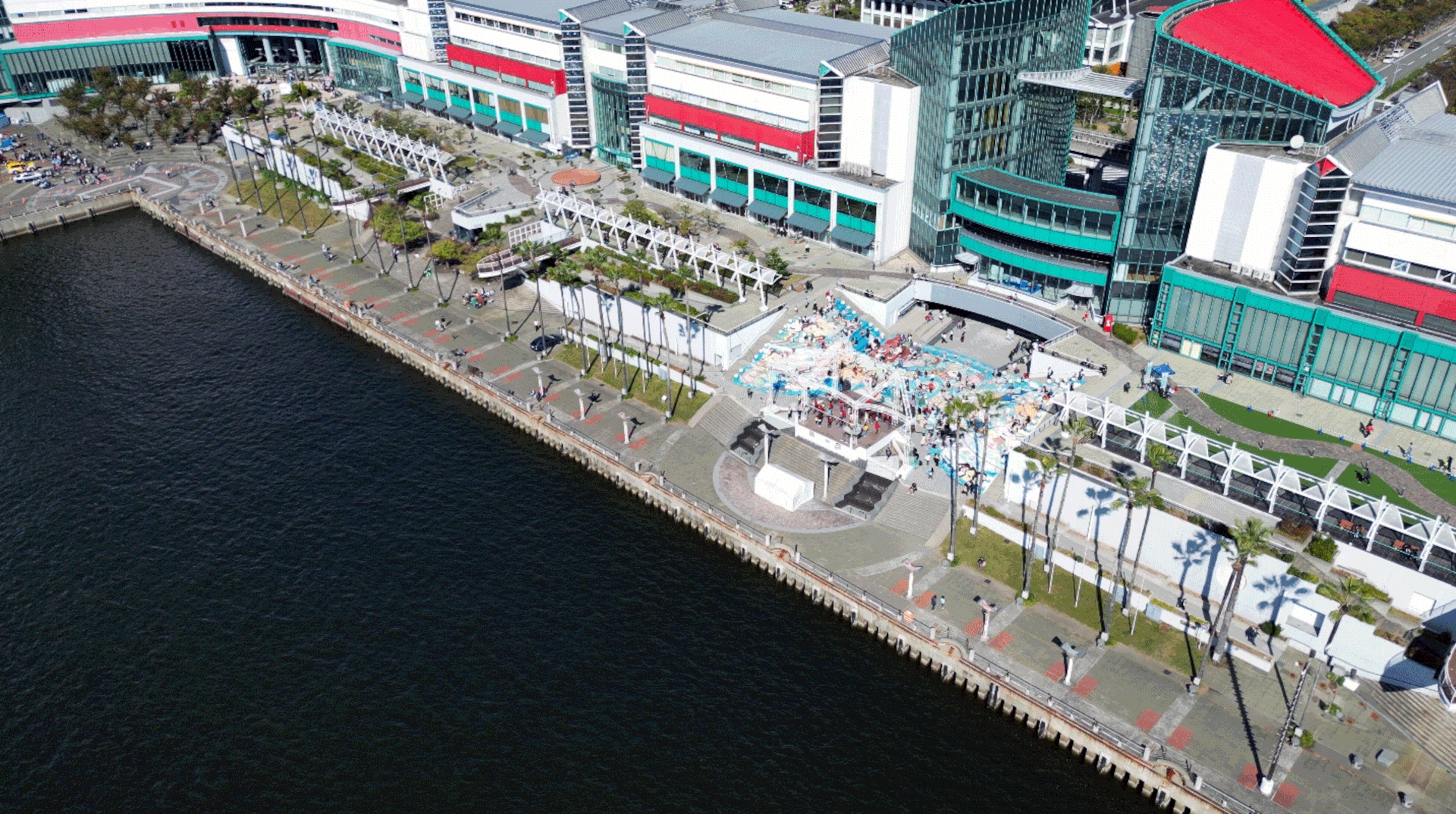 大阪南港 ATCウミエール広場