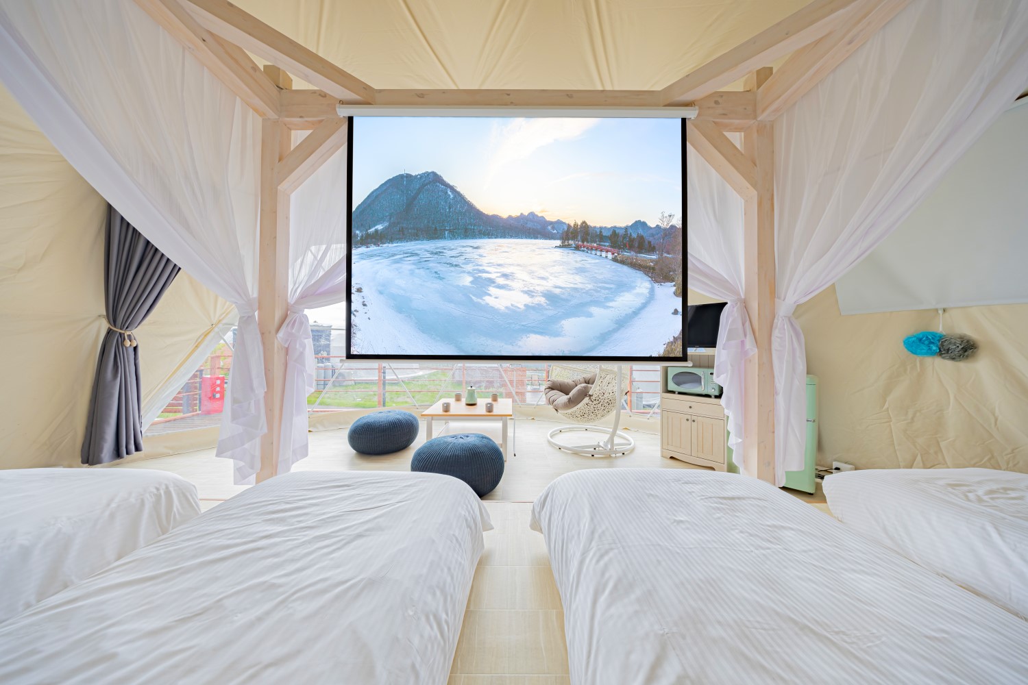 大画面シアターが備わる「エグゼクティブドーム」