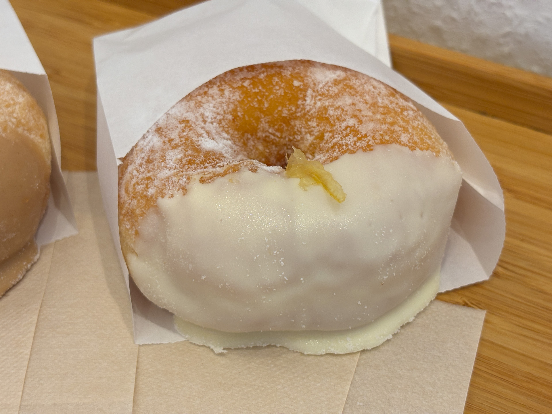 レモンクリームチーズドーナツ