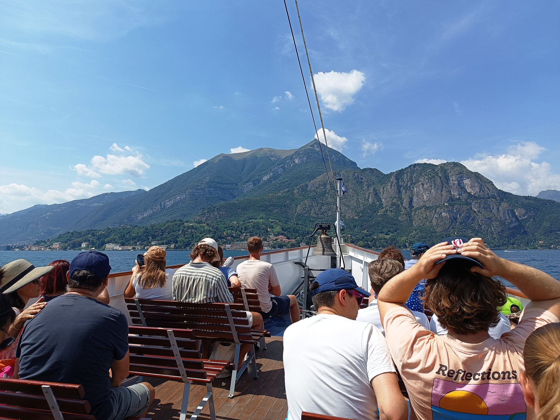 クルマと一緒に乗れる船もあります