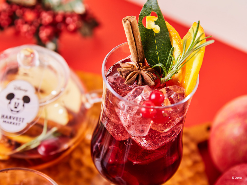 横浜赤レンガ倉庫＆渋谷ヒカリエでディズニーなクリスマスを。「Disney