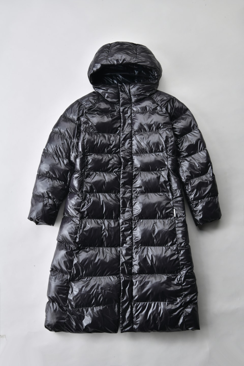 アルペン、アルミ蓄熱素材を使った洗濯できるアウター。ベスト