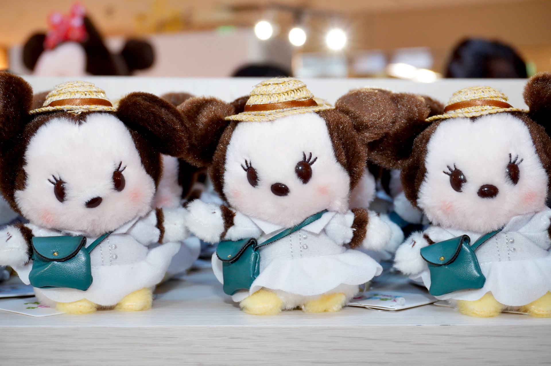 「うるぽちゃちゃん ぬいぐるみ＜ミニーマウス＞」（1800円）