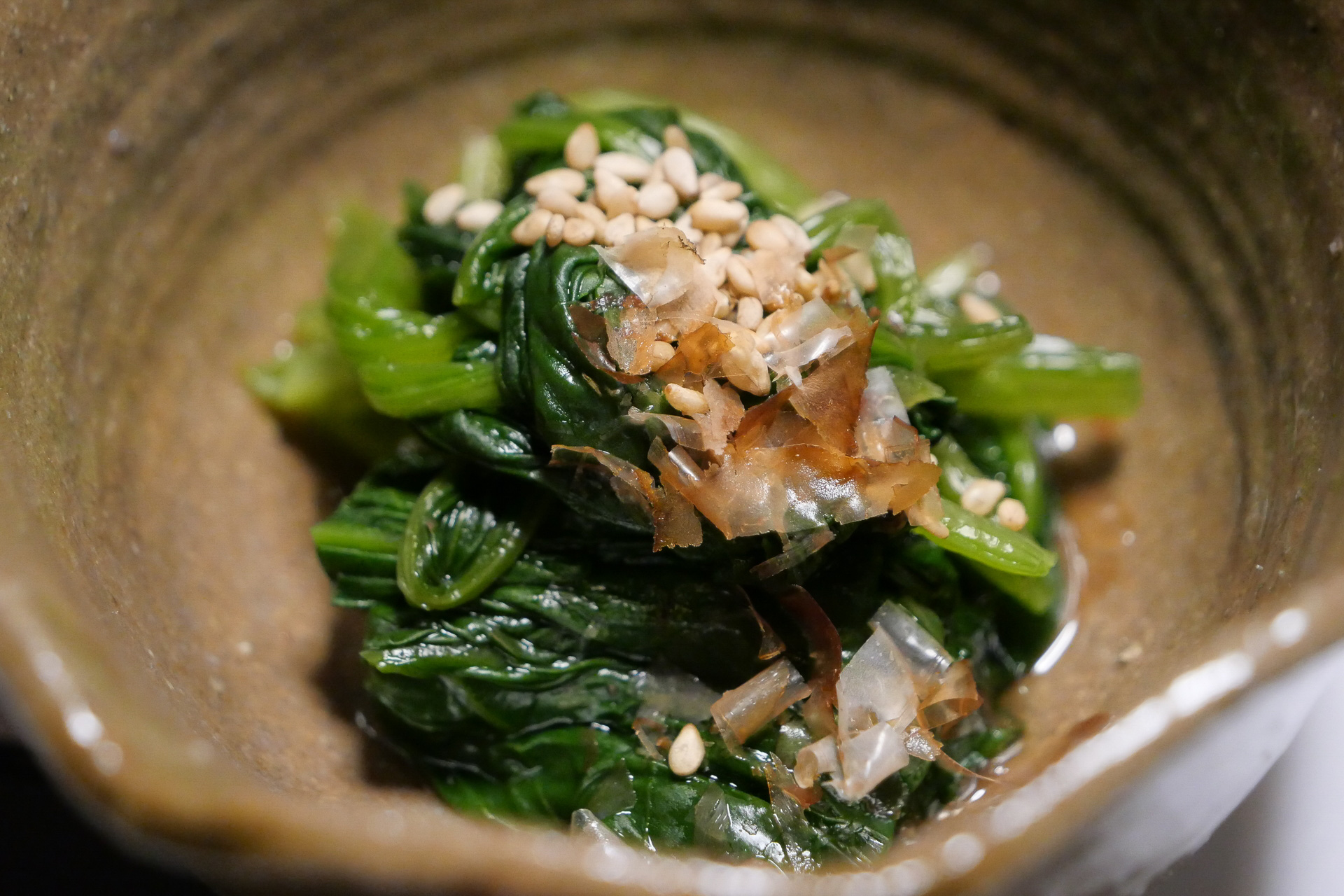 コースに添えられる小鉢の野菜は、いずれもオーナーの自家栽培