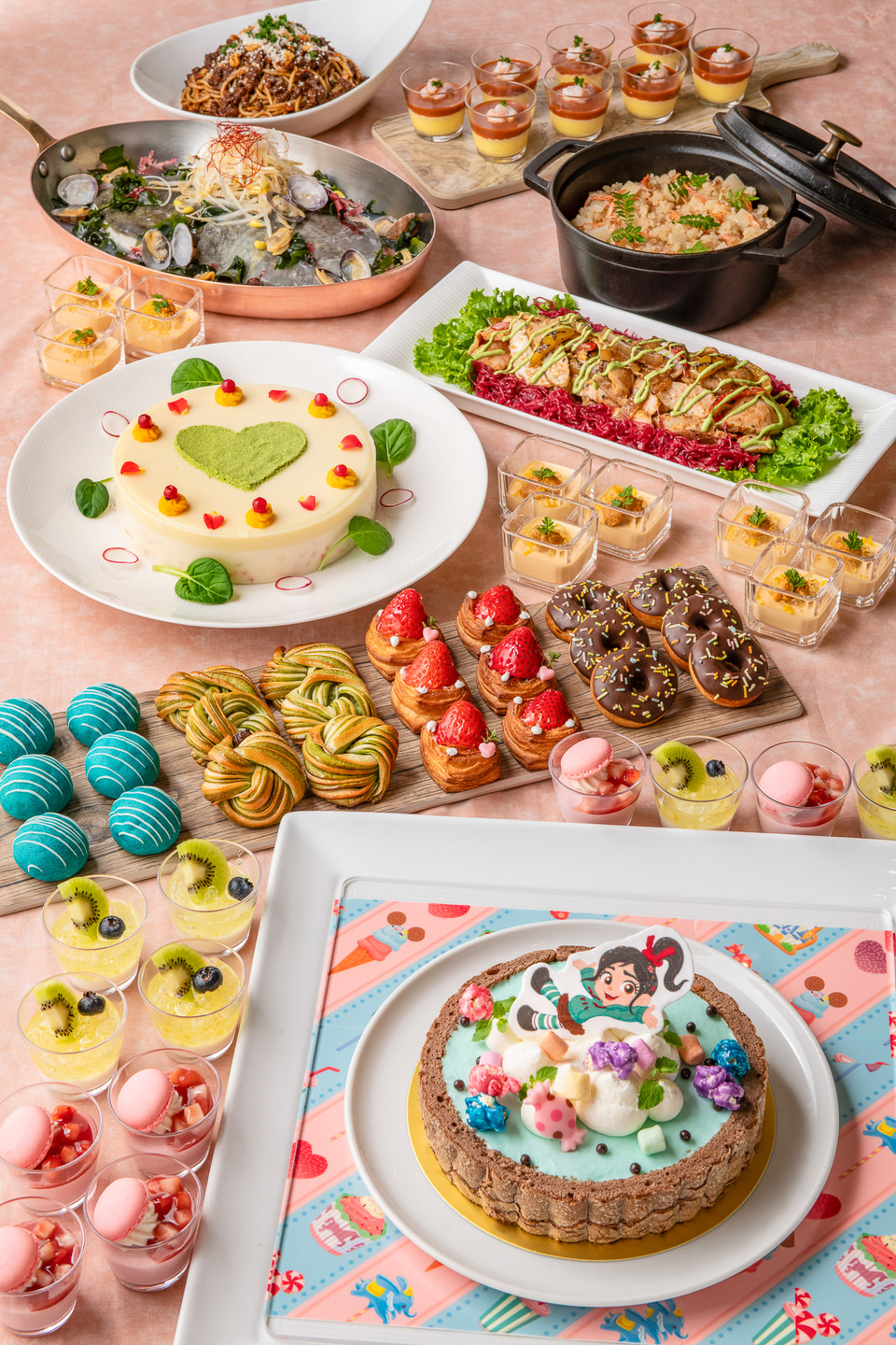 ディズニーホテルにディズニー・パルパルーザ限定客室＆メニュー