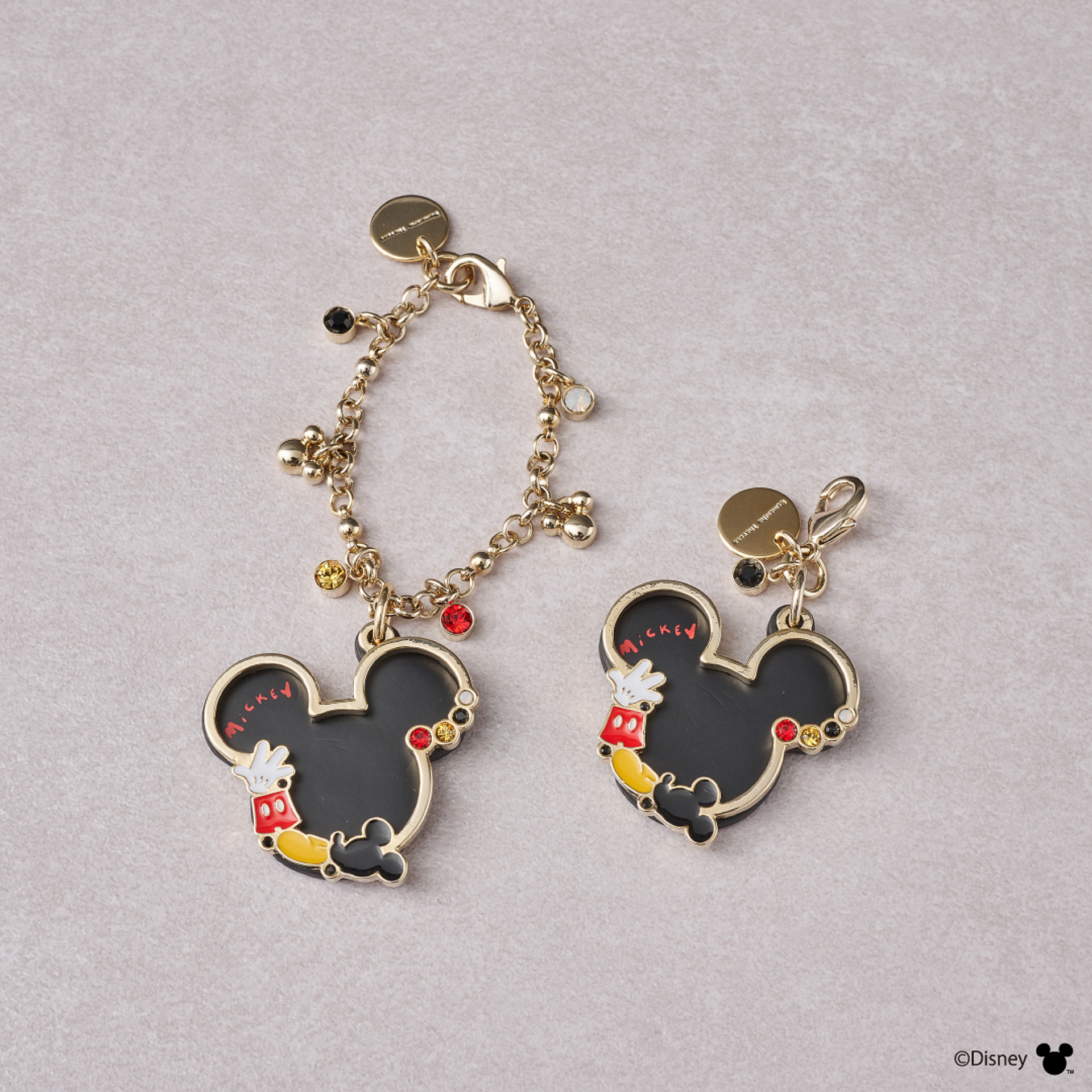 「バッグチャーム」（6050円）、「ファスナーチャーム」（4400円）