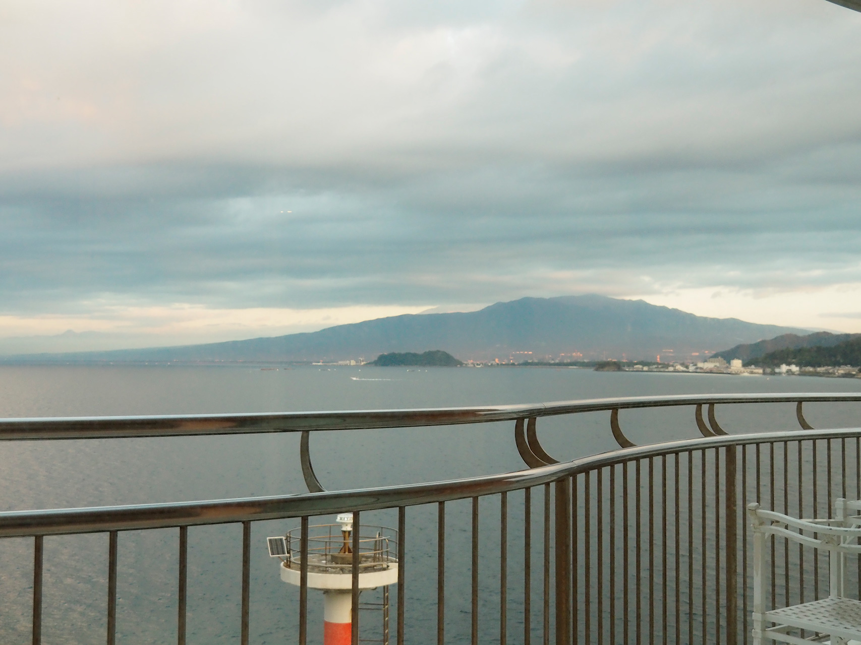 リビング側のバルコニーからの眺望