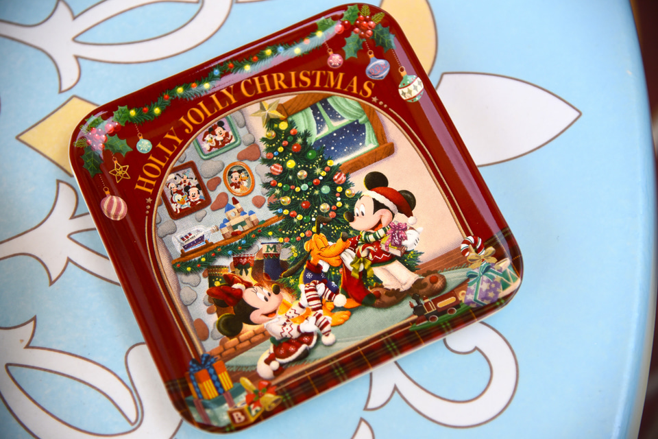 チェック柄＆巾着タイプのトートが大本命！ ディズニー・クリスマス