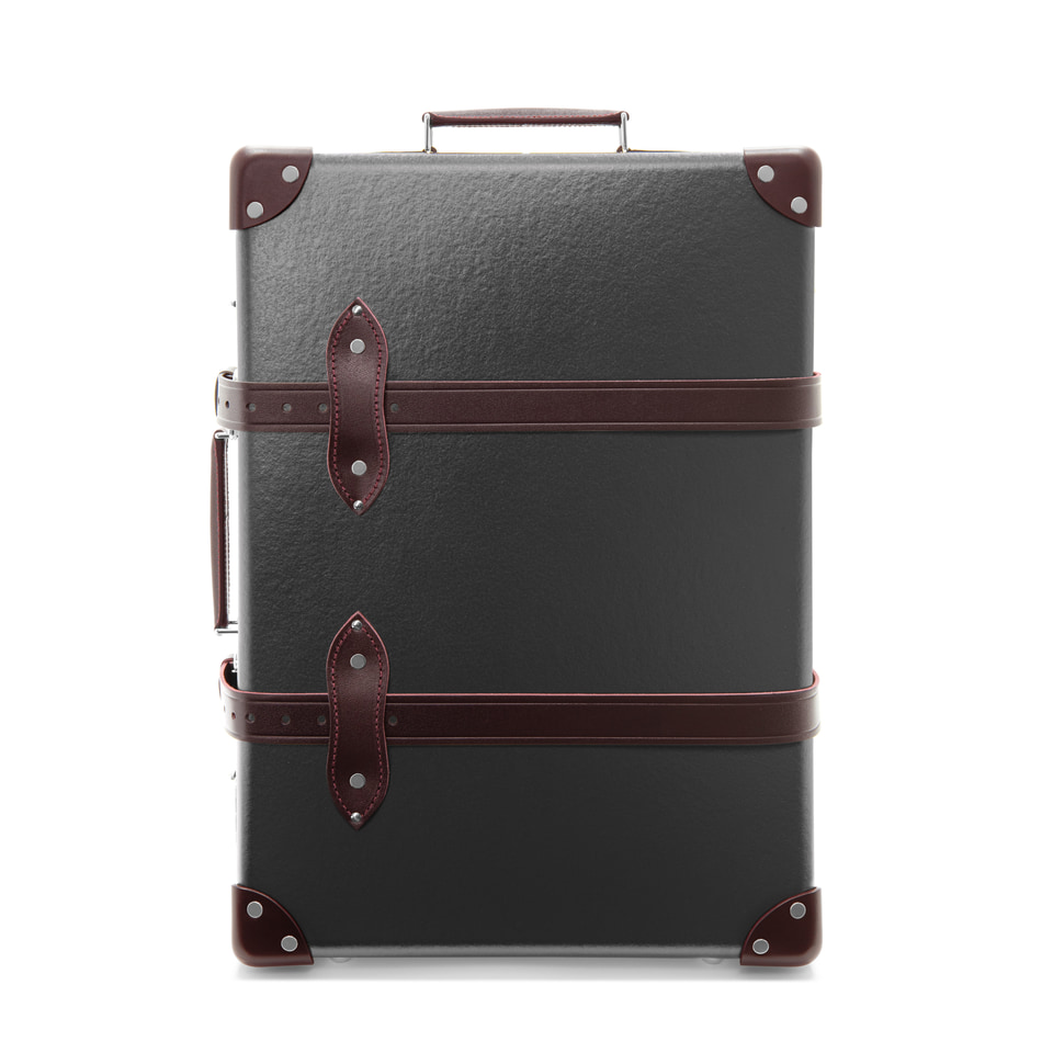 南青山・骨董通りに「グローブ・トロッター」開業。機内持ち込みサイズ