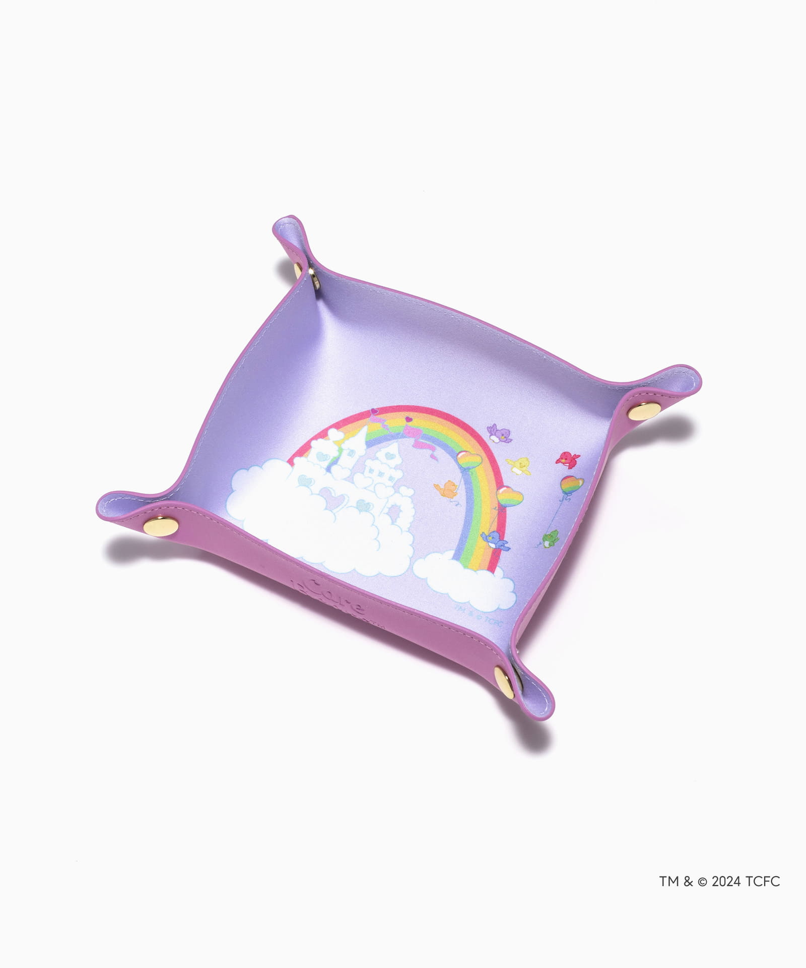 付属品のトレーにもなる「スペシャルメガネケース」とケアベアの仲間たちをデザインした「セリート」