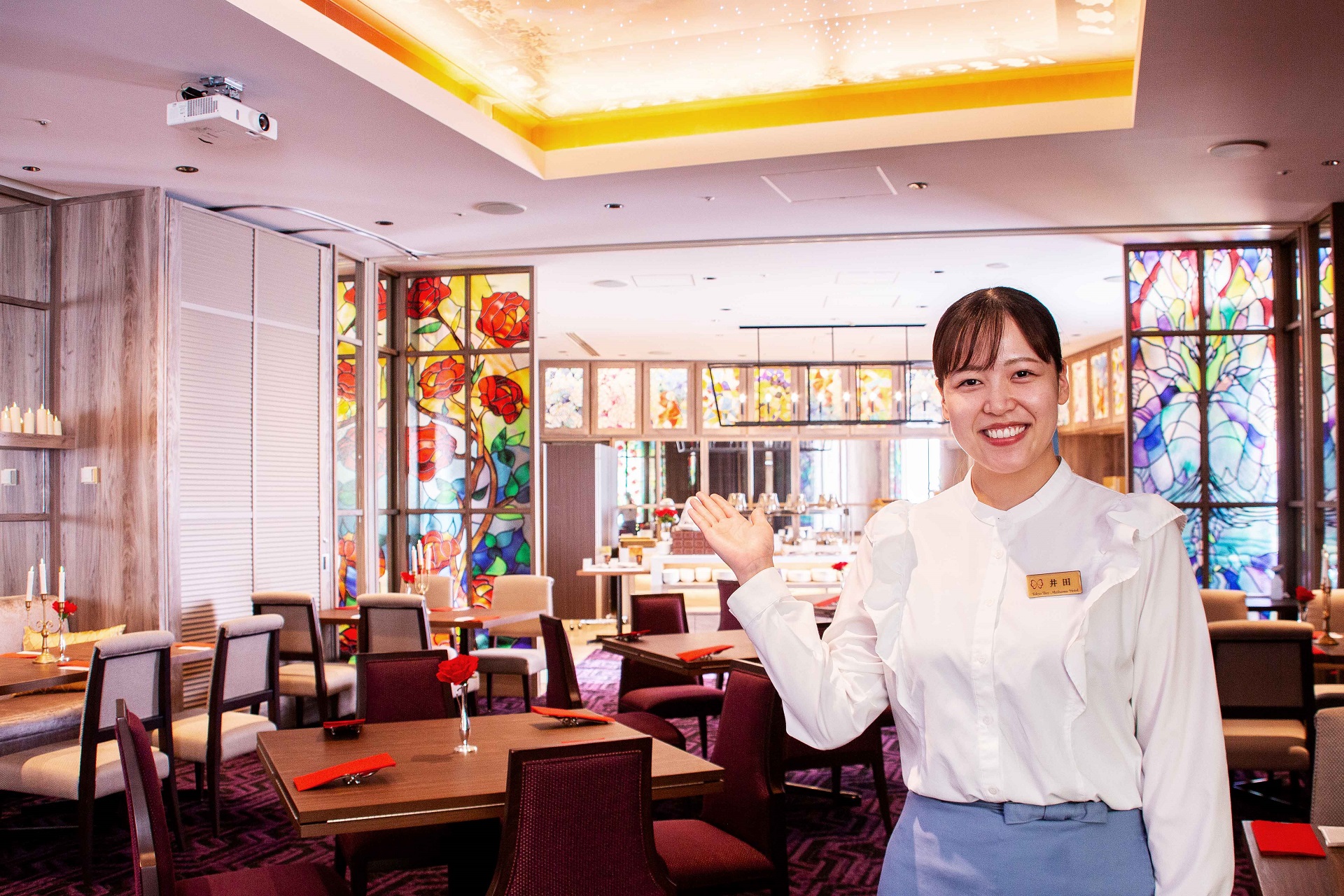 東京ベイ舞浜ホテル ファンタジーダイニング スタッフの井田さくらさん