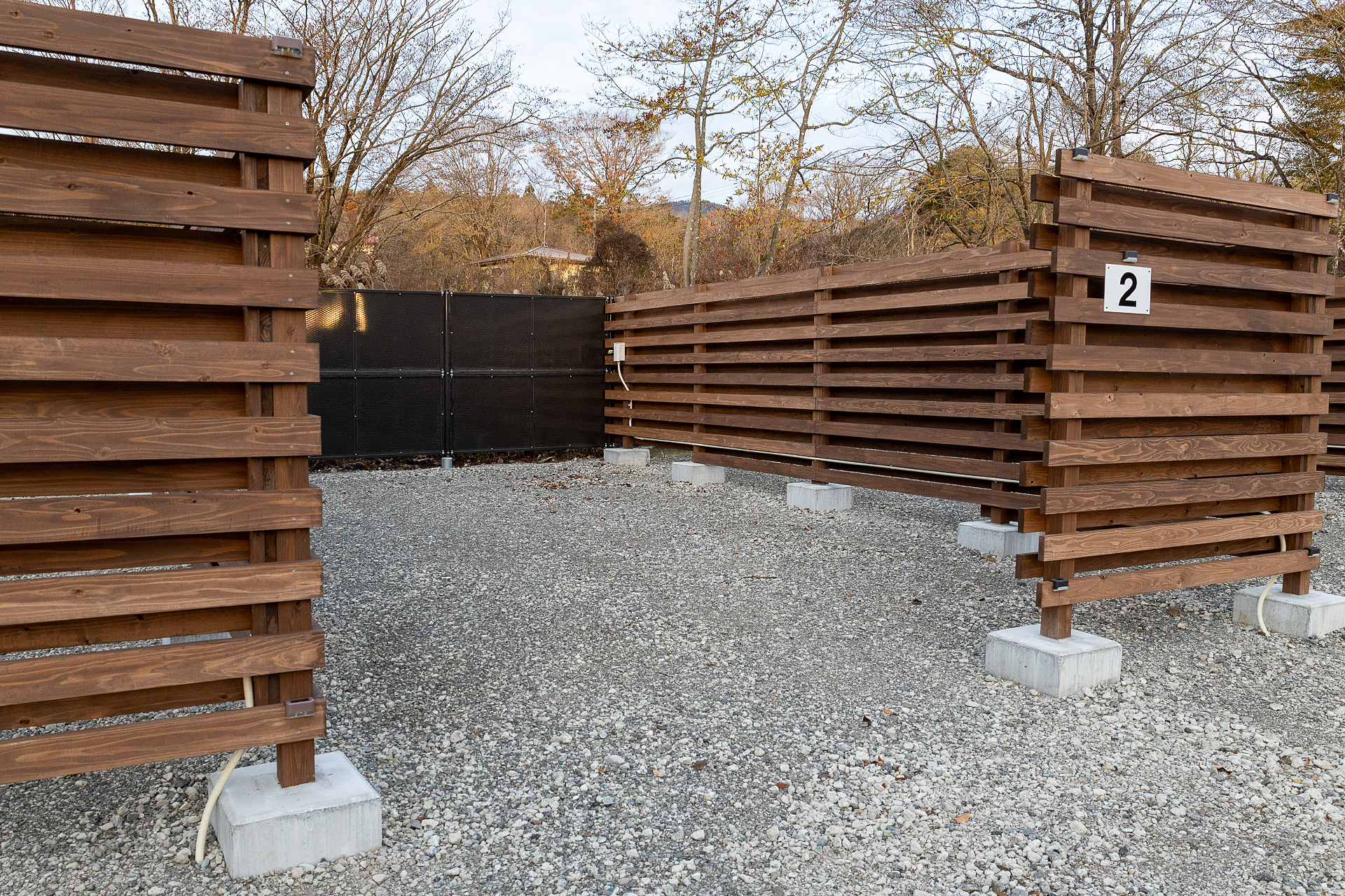 砂利引きなのは1～10番。区画内を有効に使うにはこちらの方がいいかも