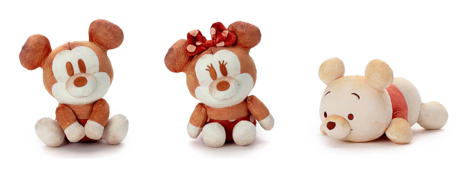 「Nuiパン ぬいぐるみSシリーズ」の「キャラクターパン（すわり）ミッキーマウス/ミニーマウス/（おねんね）プー」（各2640円）