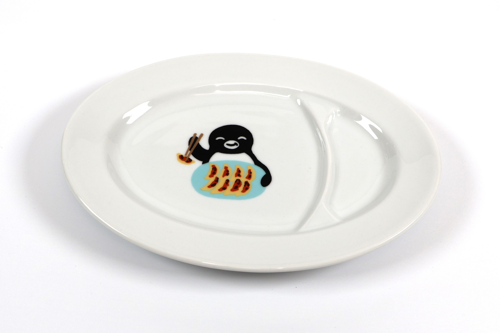 TRAINIART各店舗でSuicaのペンギン 餃子皿（栃木）を販売