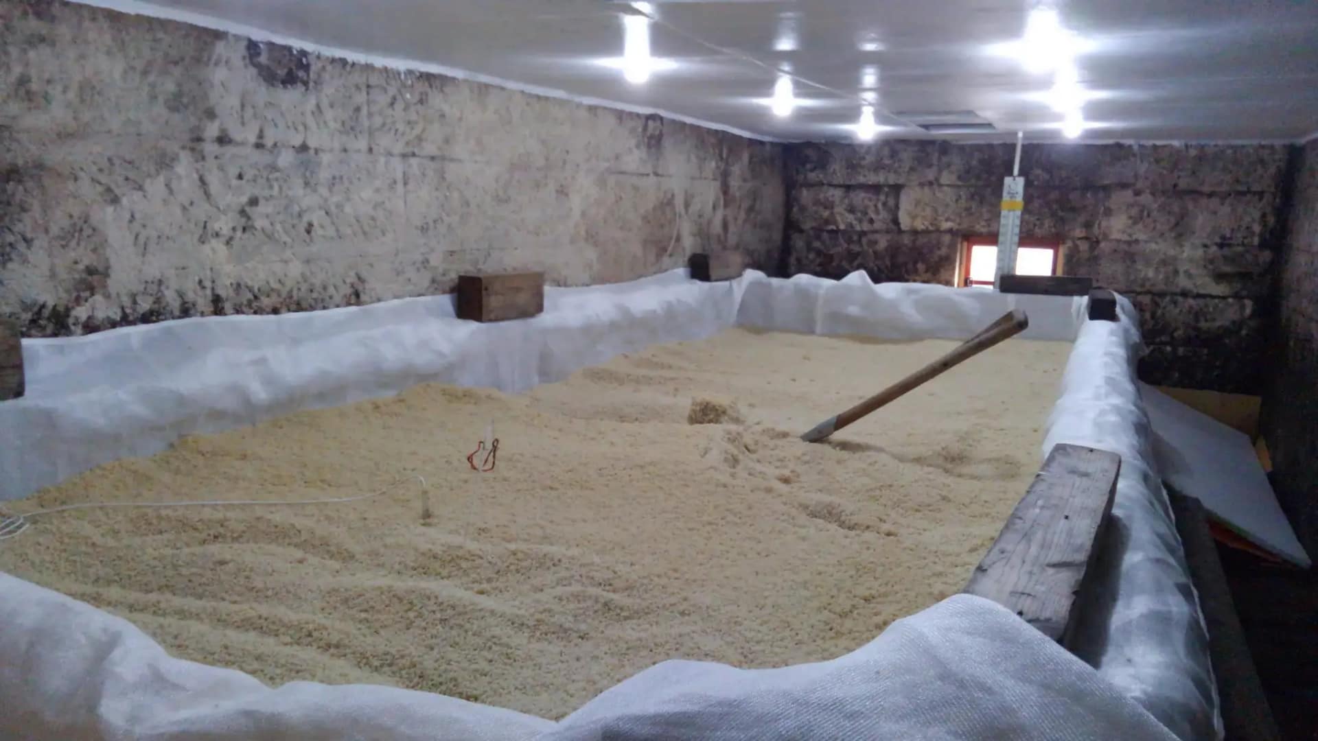 「RVパーク 醸造屋敷ふじもと」に隣接する醸造施設