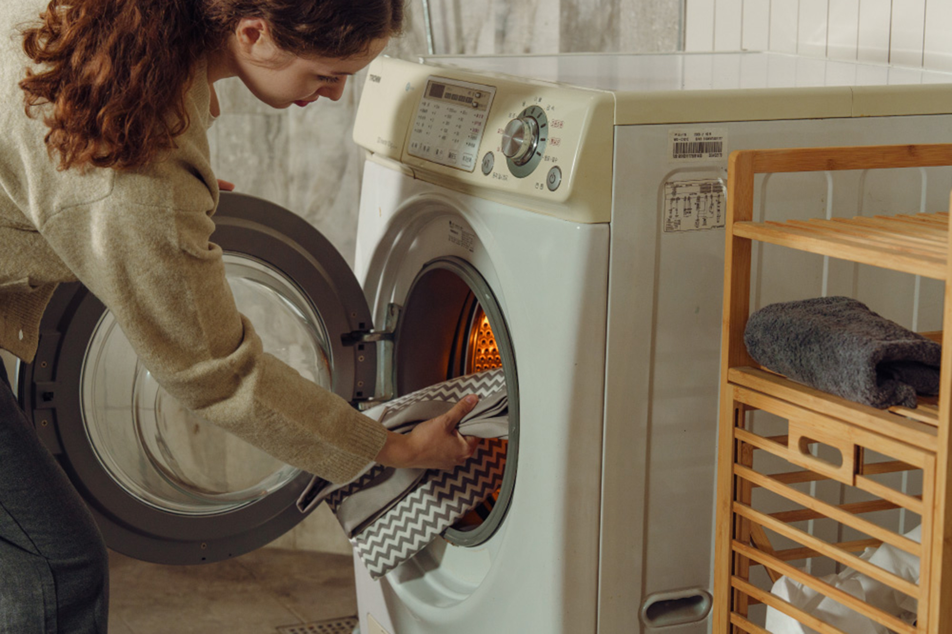 丸洗いできて薄さ約1mmの炭素繊維ヒーターマット