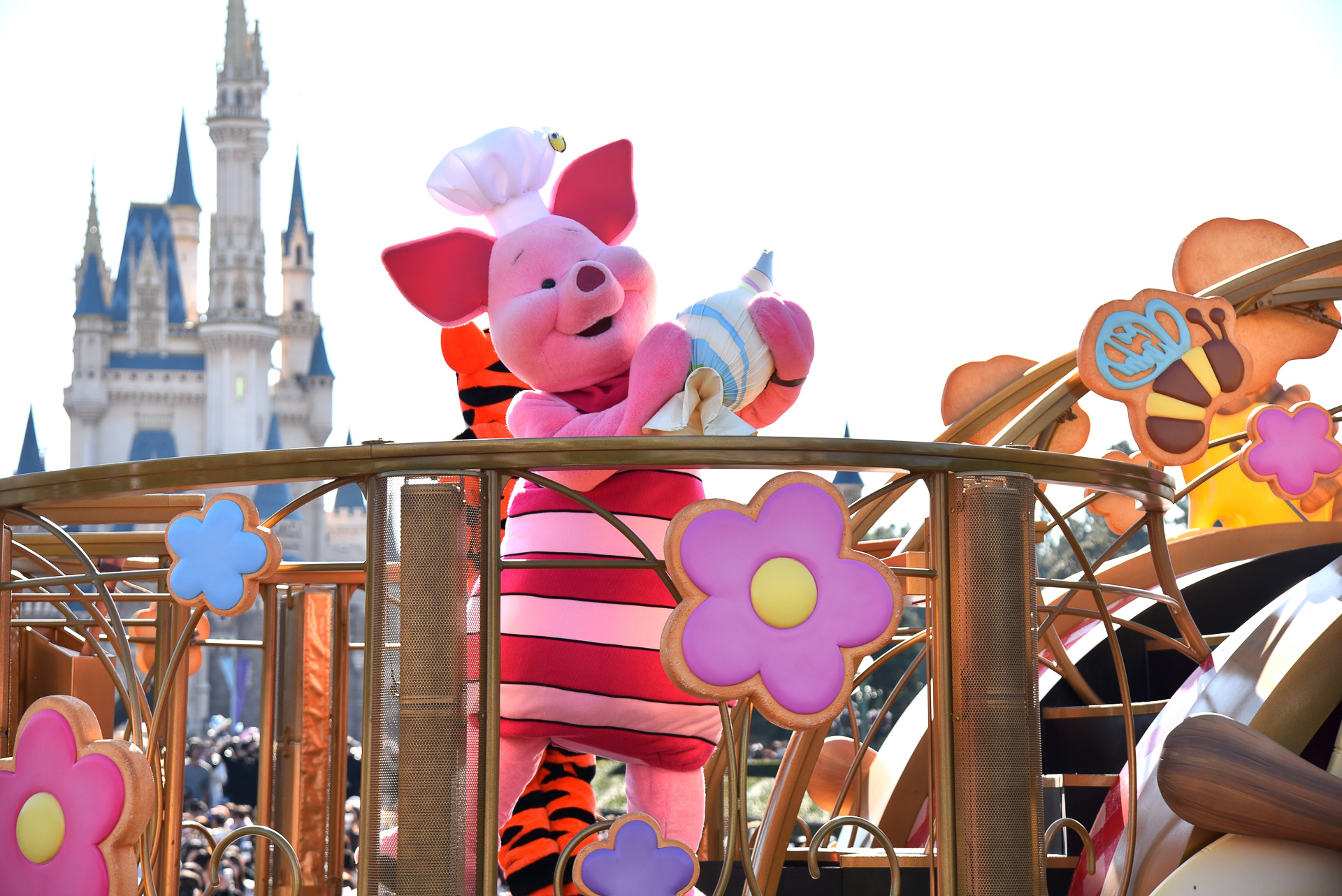 フロートにはとろけたハチミツがた〜ぷり