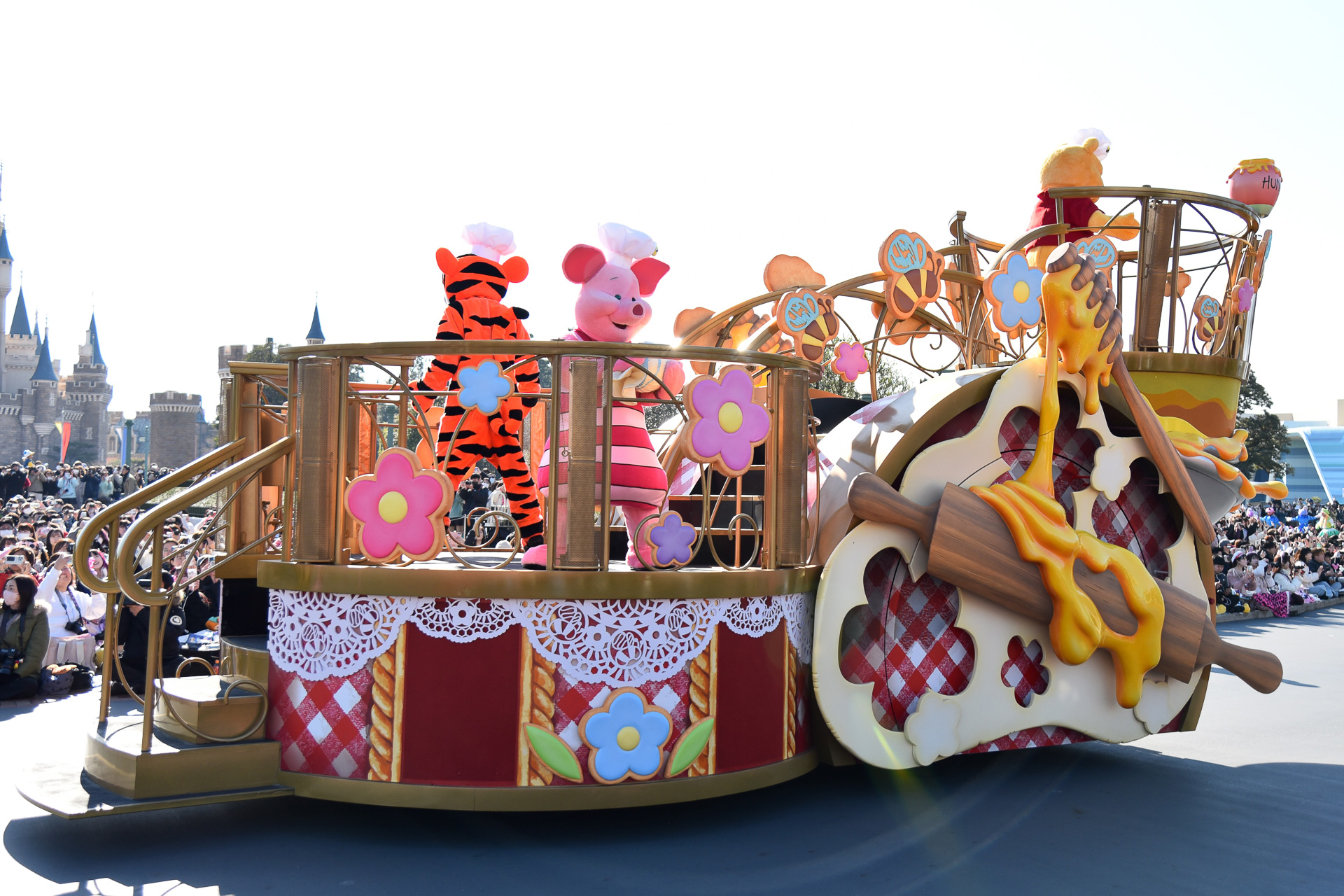 フロートにはとろけたハチミツがた〜ぷり