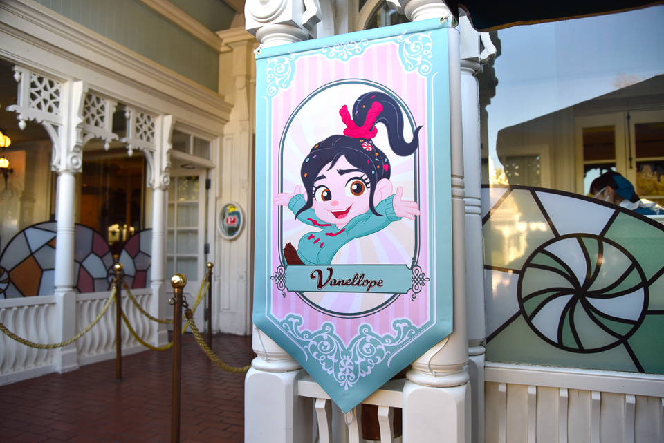 ヴァネロペ　パルパル4点セット 東京ディズニーランドにヴァネロペ印のデザートセット登場