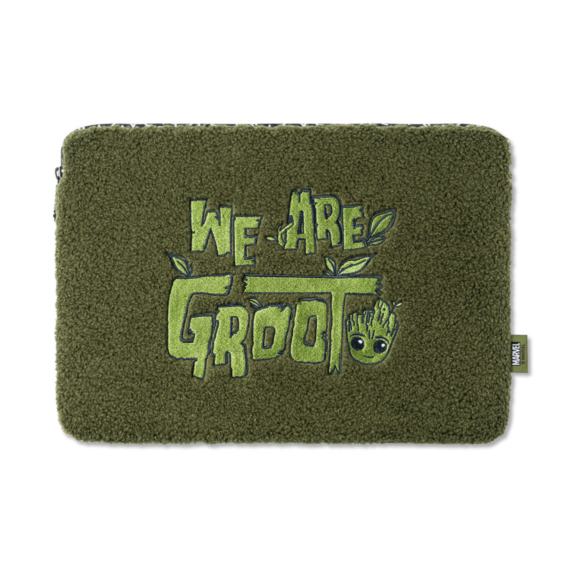 Casetify「Marvel's We Are Groot-We Are Groot Laptop Sleeve"」（1万3640円）
