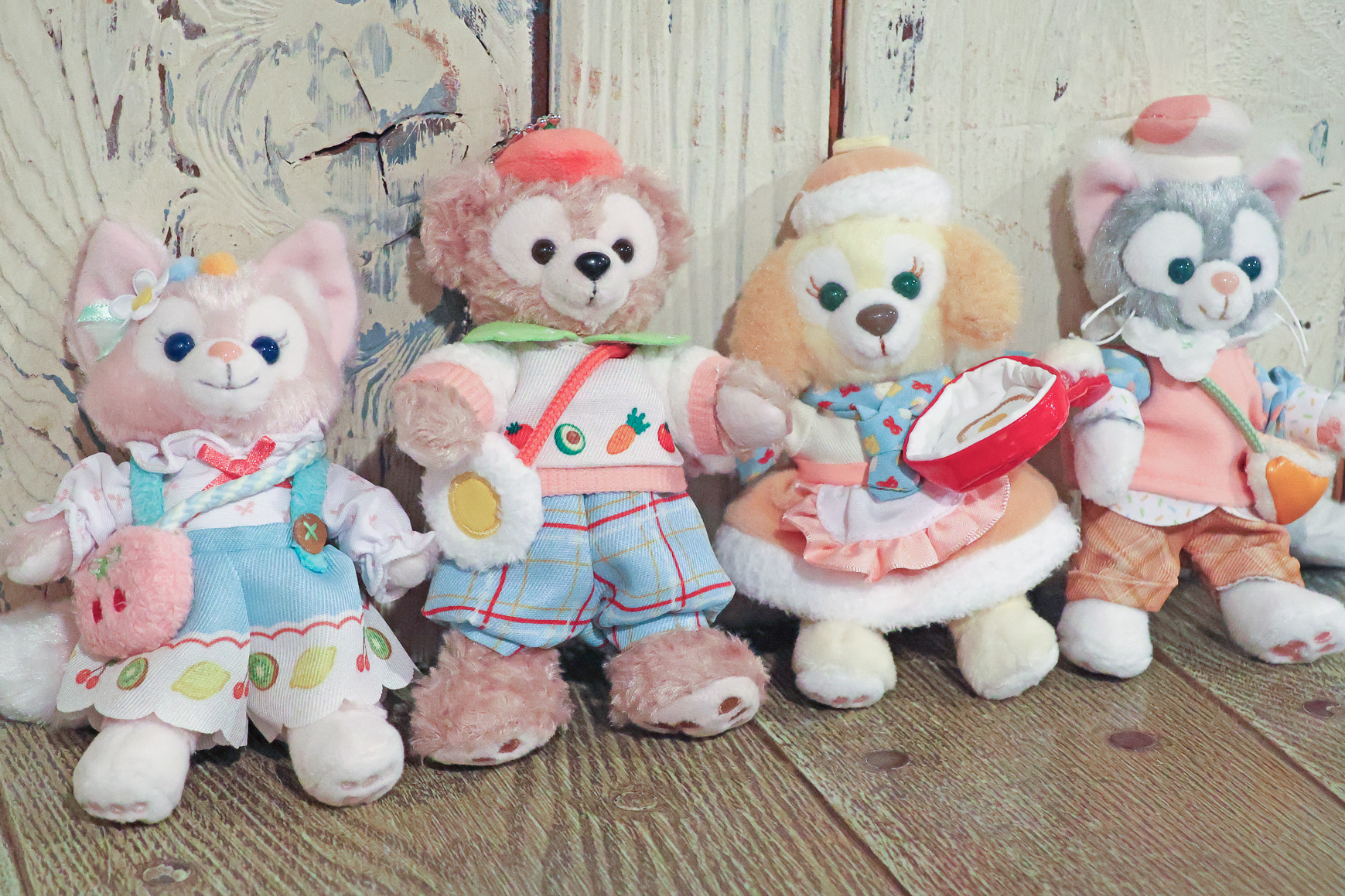 大人気の「ぬいぐるみバッジ」（各2800円）