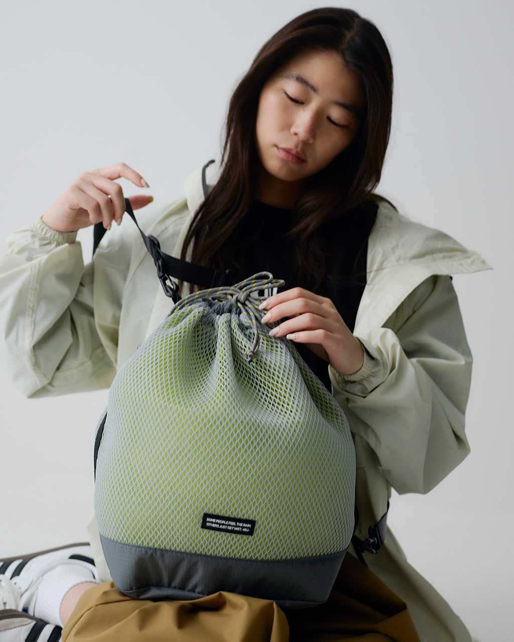 中身が見えにくい「Wメッシュ」コレクション