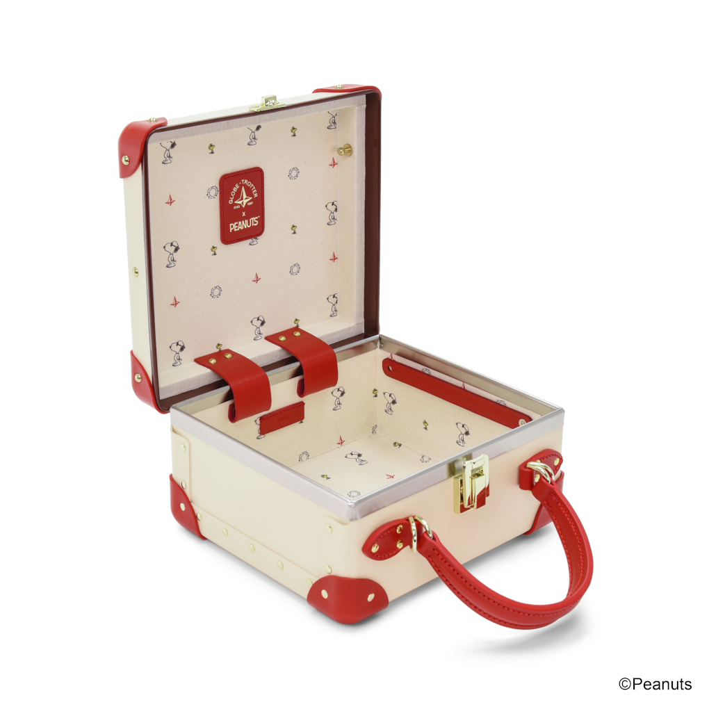 ロンドンスクエア（アイボリー×ドッグハウスレッド）