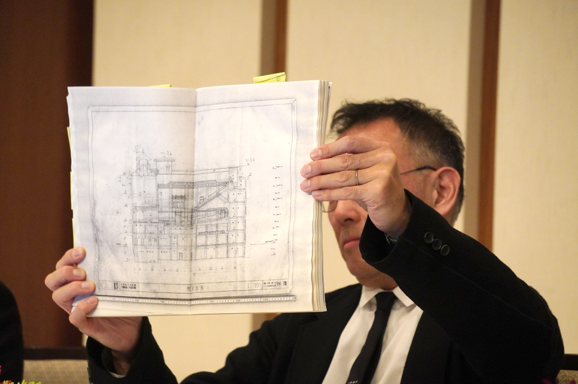 木村得三郎が建築した「弥栄会館」設計図。“原点に立ち返りたい”と井上氏