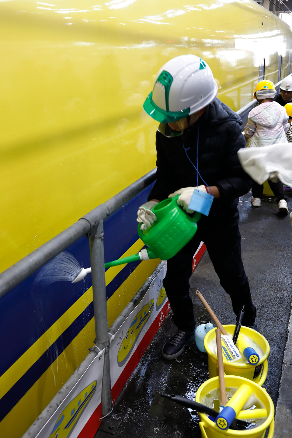 ドクターイエロー　洗車スポンジ　軍手　エッセイ集 ドクターイエロー 洗車スポンジ 軍手 エッセイ集 異色の「ドクター