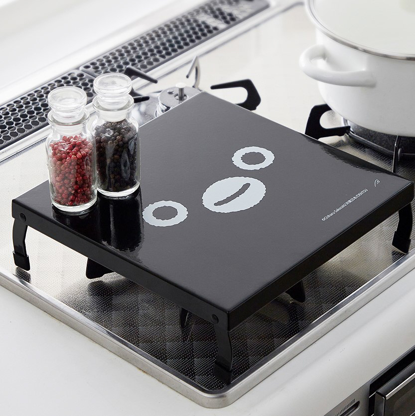 Suicaのペンギン×tower 折りたためる1口コンロカバー（3990円）